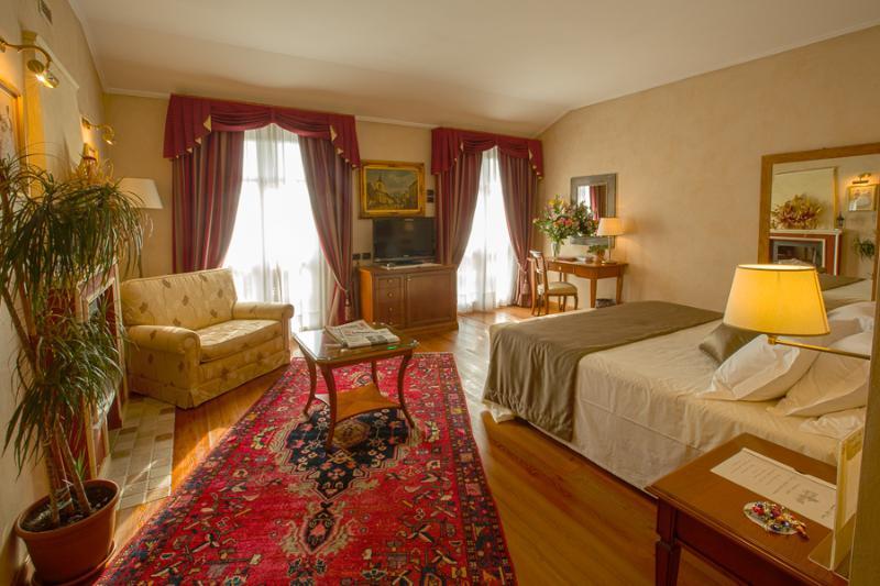 Romantic Hotel Furno San Francesco al Campo Exterior foto
