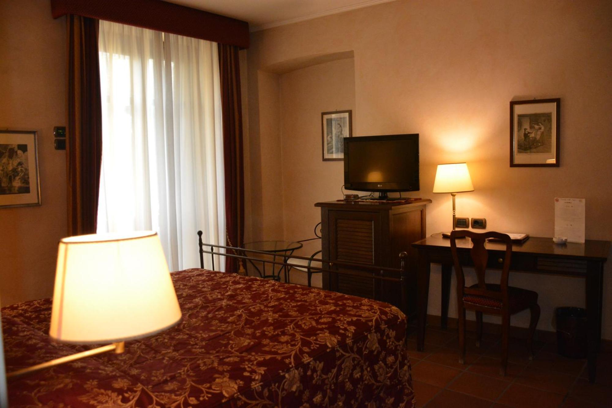 Romantic Hotel Furno San Francesco al Campo Exterior foto