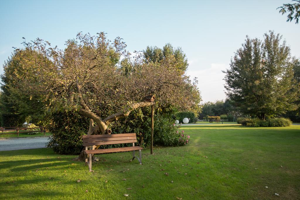 Romantic Hotel Furno San Francesco al Campo Exterior foto